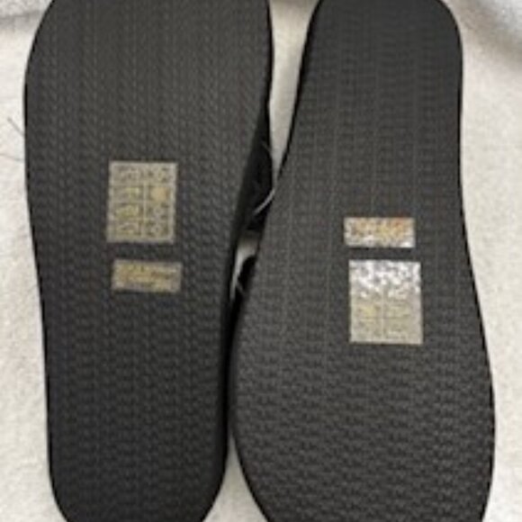 2nd pair - Michael Kors 'Wade" slides in signature logo MK print NWT Size 9 - Picture 7 of 9